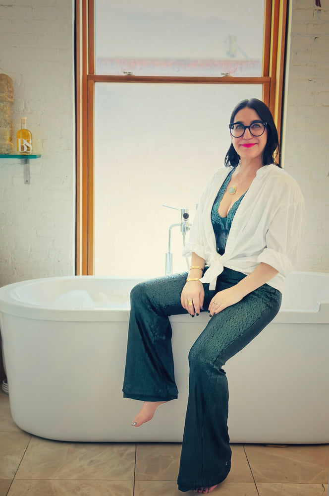 Bath Slut
